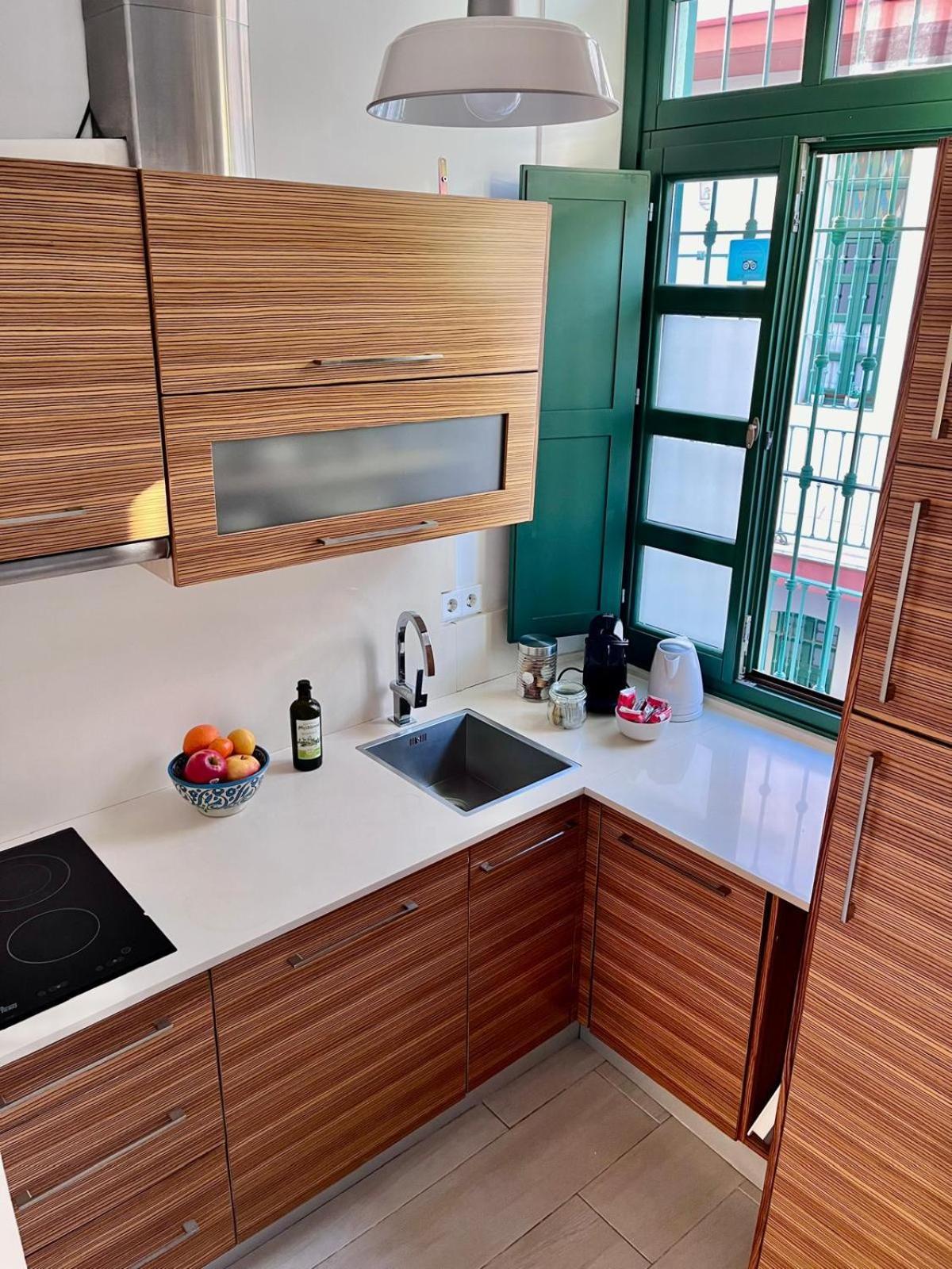Jacaranda Triana Apartment Seville Luaran gambar